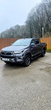 Toyota Hilux Invincible X
