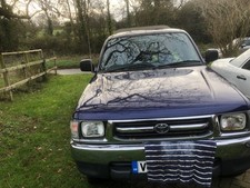 toyota hilux double cab pick