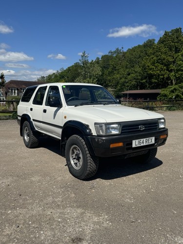 Toyota hilux surf 2nd - toyota,
