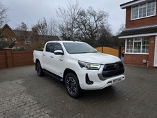 Toyota Hilux Invincible 2.8